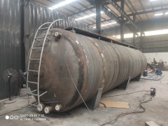 山东某青青草视频播放器订购2台卧式钢